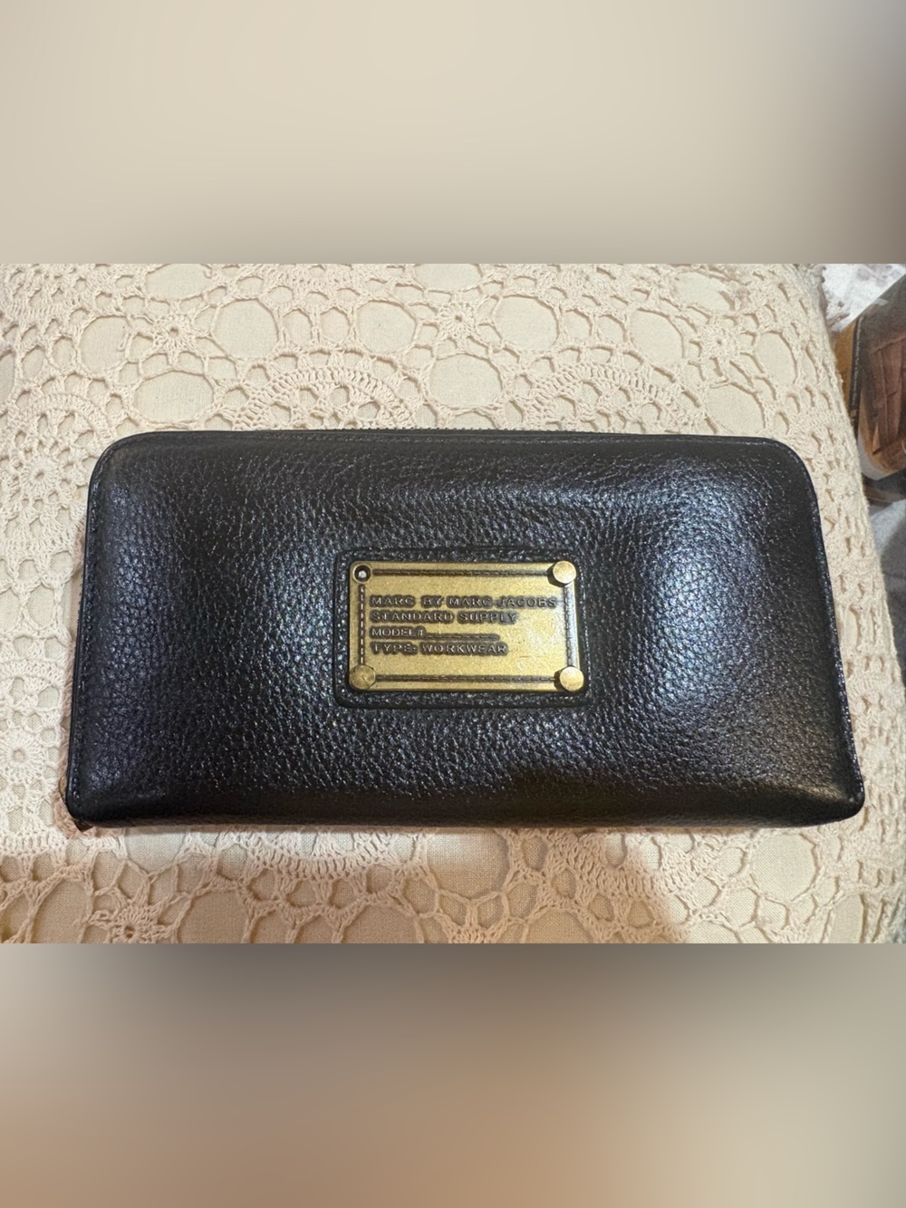 Marc by Marc Jacobs Standard Supply Workwear Black Leather Zip Wallet